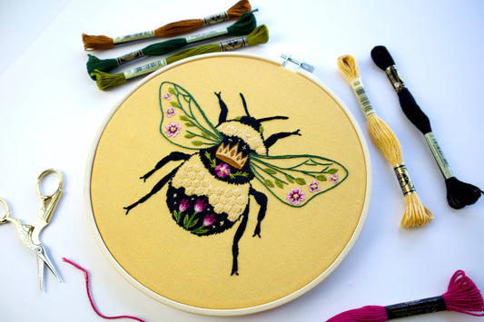 Bugbroidery Embroidery Kit - Bee